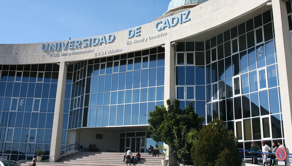 دانشگاه کادیز اسپانیا