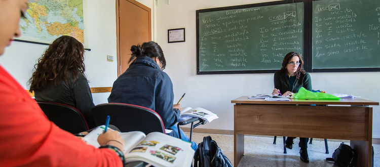 2021-JFRC-Classroom-with-Students-Learning-Italian-2000x880-MQ.webp